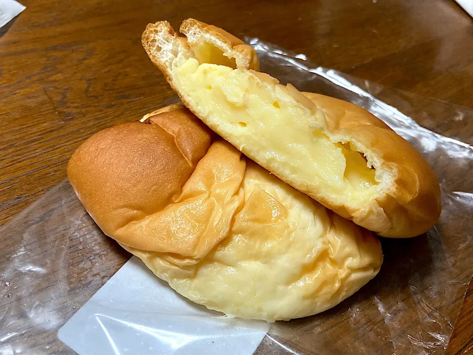 クリームパン|はっちぃさん