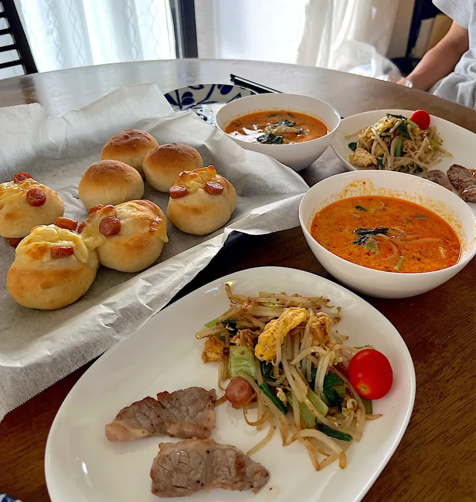 息子と2人朝ごパン|がおりんさん