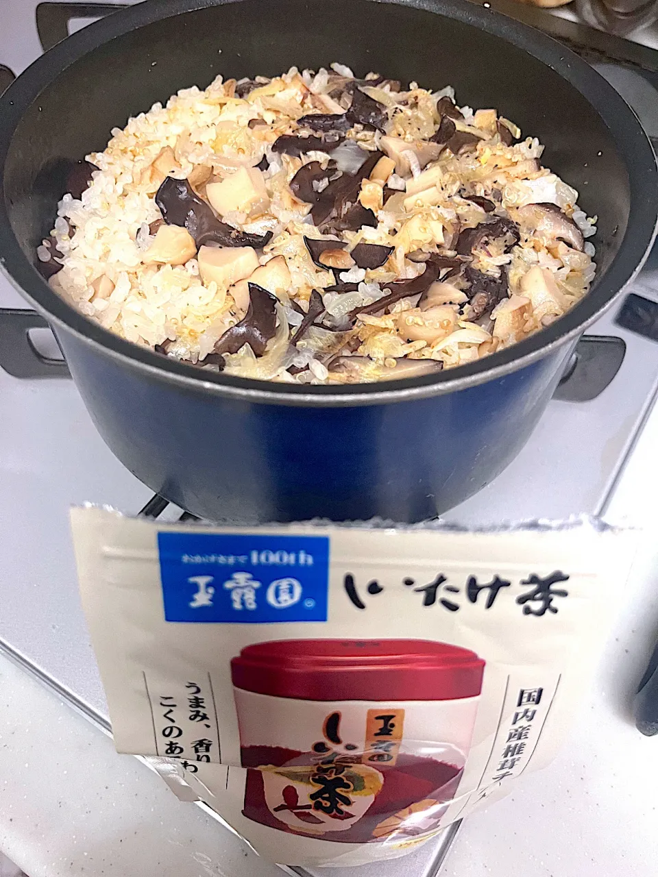 簡単キノコバター炊き込みご飯|CHIZUさん
