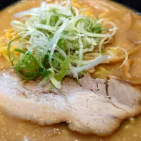 【石狩市の本店は1998年創業】
【9/28までの催事出展from札幌市】 
らーめん信玄 
こく味噌ラーメン 
＠東武百貨店 池袋店 
ぐるめぐり秋の大北海道展
25253
〈醤119塩39噌19タ9昆9出13F13
冷26混3つ1焼1ポ1〉