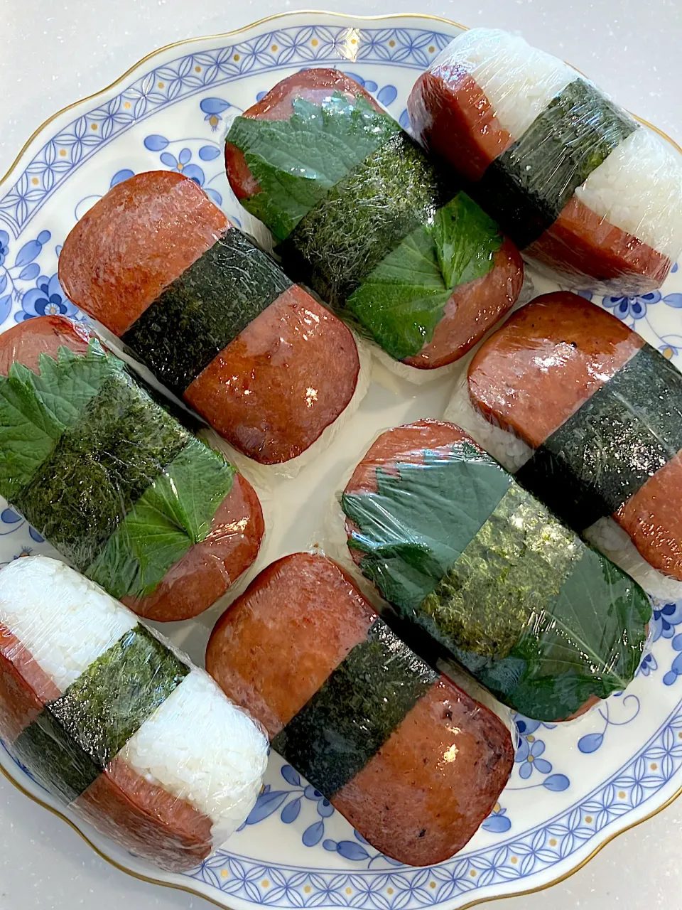 スパムおにぎり|もちまるさん