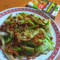 肉みそキャベツ美味しい！|ゆずさん