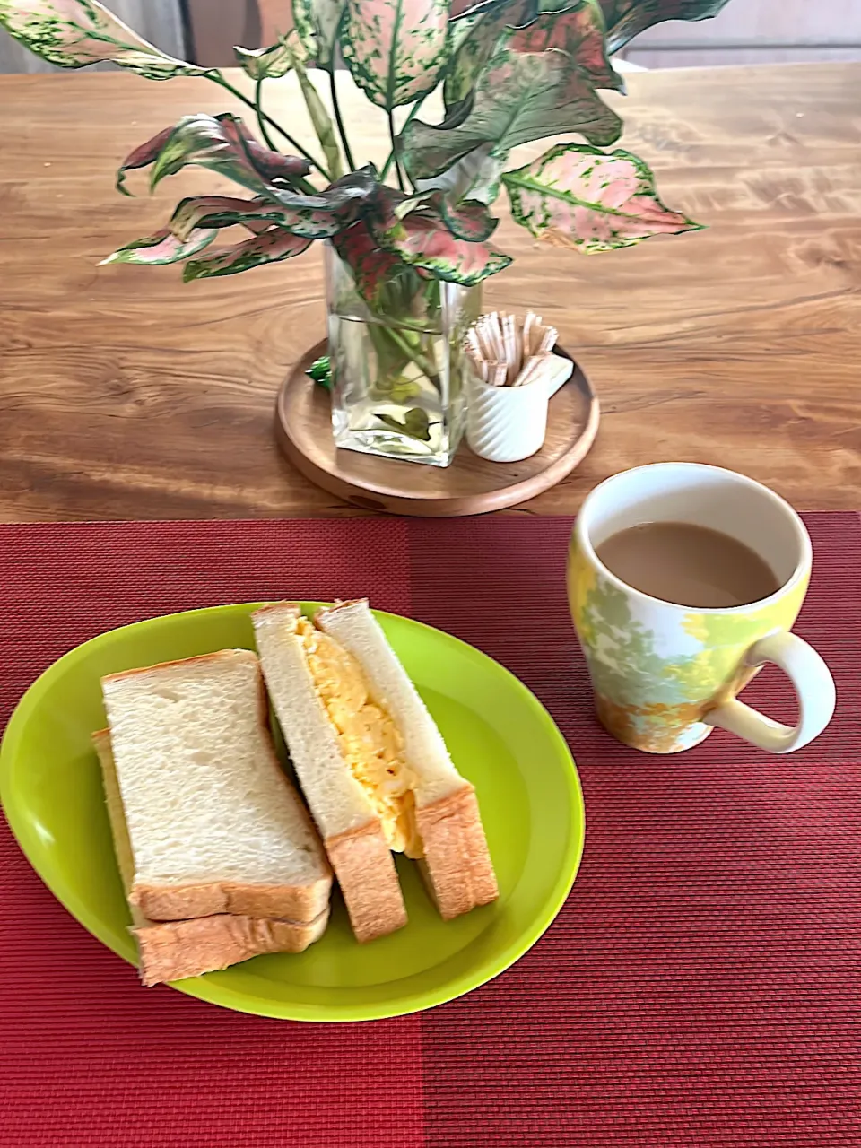 ローゼルさんちの朝ごはん　2025・9・23|ローゼルさん