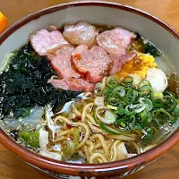 マルちゃん正麺🍜、醤油味❗️(๑･̑◡･̑๑)✨| サソリさん