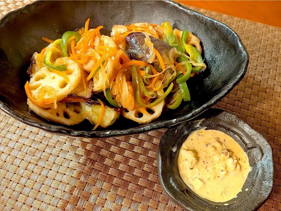 Deep Fried Lotus root&Eggplant w/vinegar&tartar sauce✨蓮根と茄子の南蛮餡掛けﾀﾙﾀﾙｿｰｽ|🌈Ami🍻さん