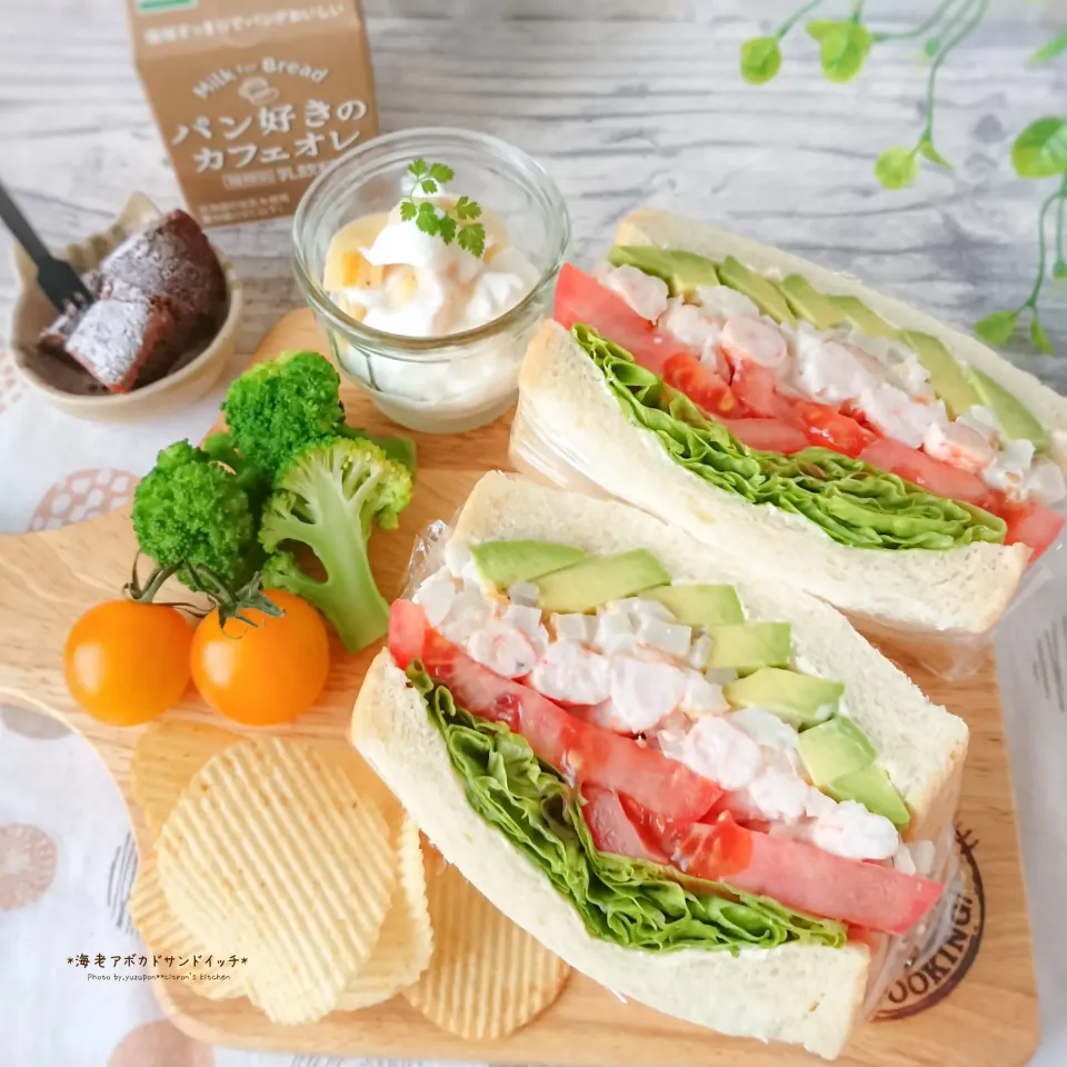 海老とアボカドのサンドイッチ|ゆずぽんさん