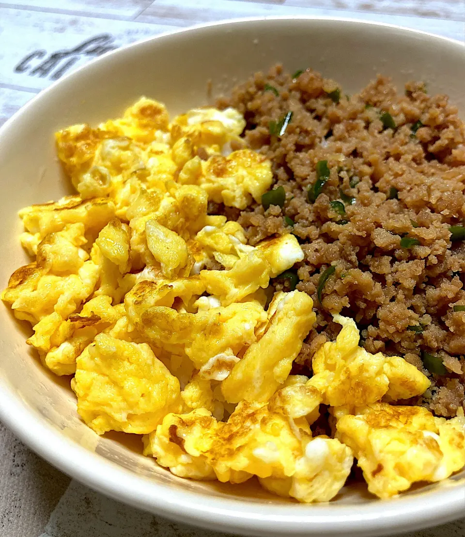 そぼろ丼|さくらさん