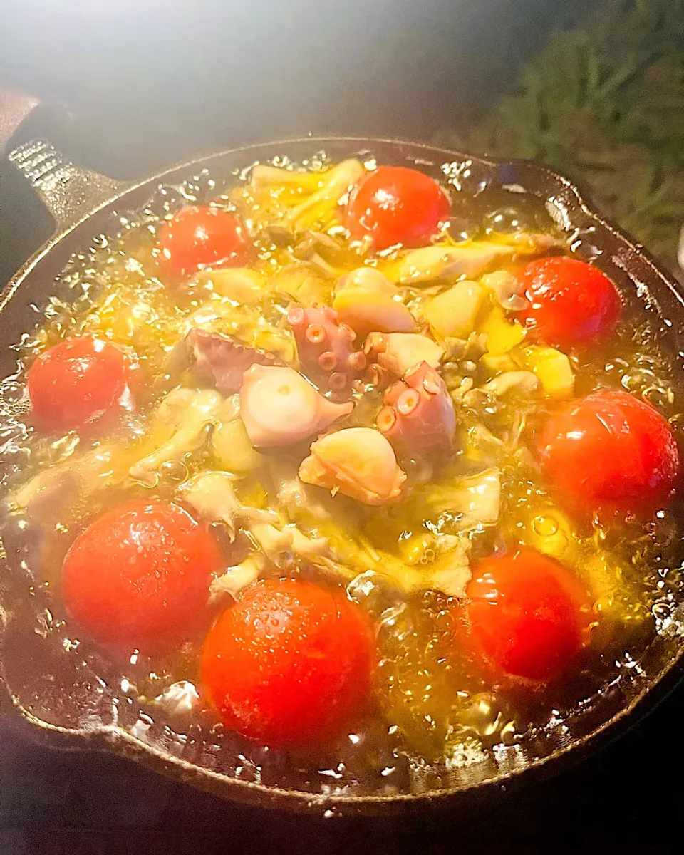 きのことタコの具沢山アヒージョ|a☆さん