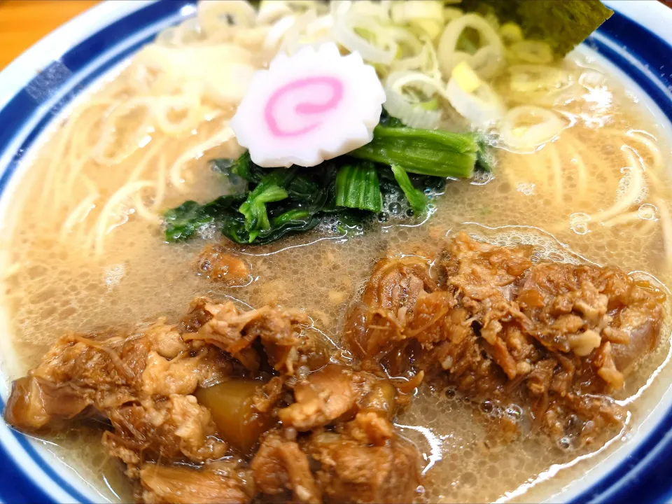 【2025年4月移転、屋号/
メニュー リニューアル】 
らーめん 護什番 
濃厚真鯛塩らーめん並 (麺180g)
@雑司ヶ谷10分 
(JR目白駅から徒歩20分) 
25255
〈醤119塩40噌󠄀20タ9昆9出13F13
冷26混3つ1焼1ポ1〉|大脇さん