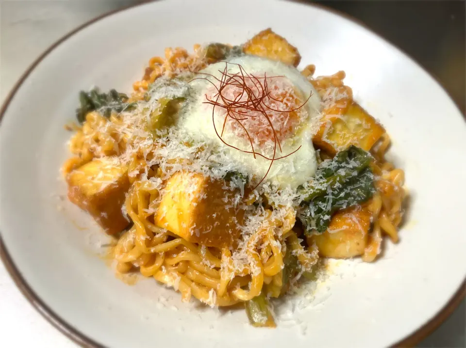 カルボ風 厚揚げと小松菜のチーズプルダック|ゆめみどりさん