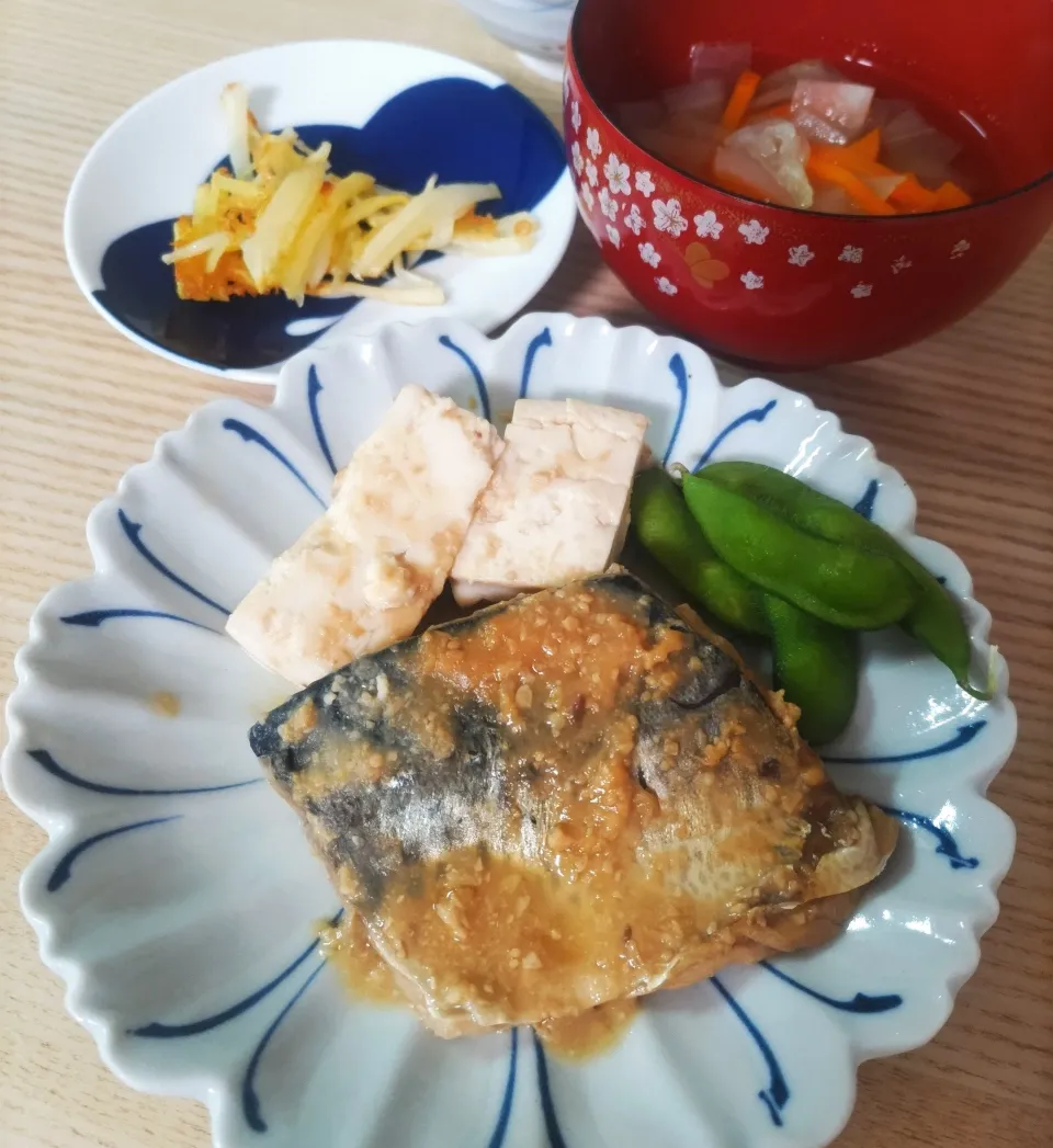 さばの味噌煮、カリカリポテト|ちゃいさん