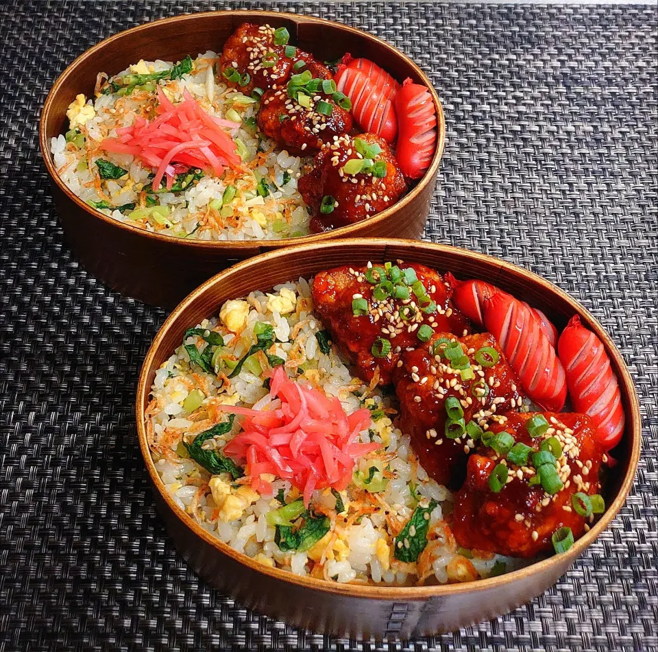 母とムスコのラブラブおソロ♪大根葉と干し海老のふりかけチャーハン弁当|からあげビールさん