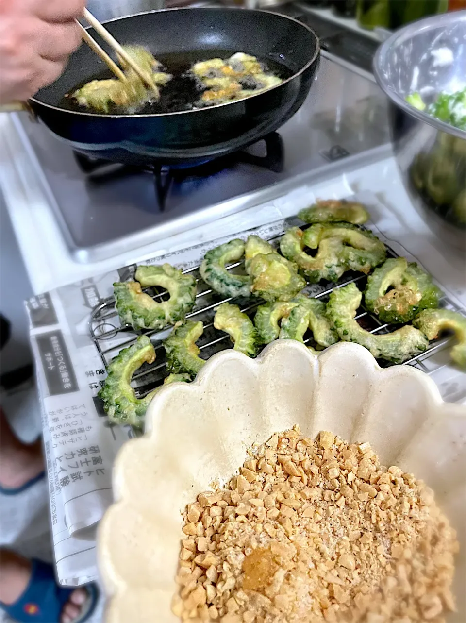 今夜はゴーヤのフリッターを落花生塩で🥜🧂|maSami＊さん