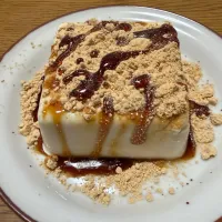 きな粉がけ豆腐