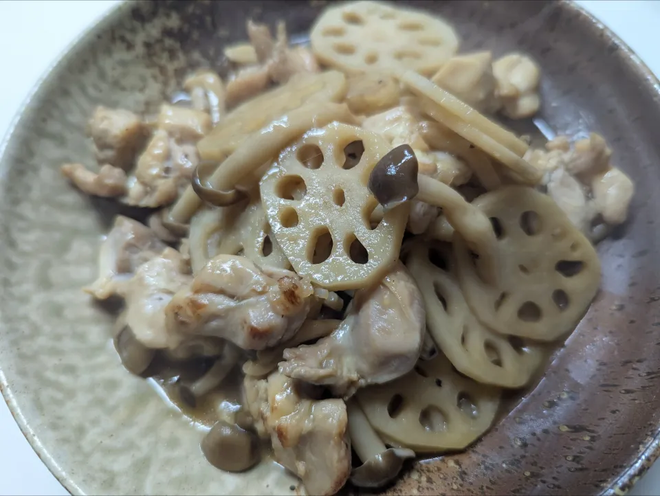 蓮根と鶏肉の甘酢炒め|chiaraさん