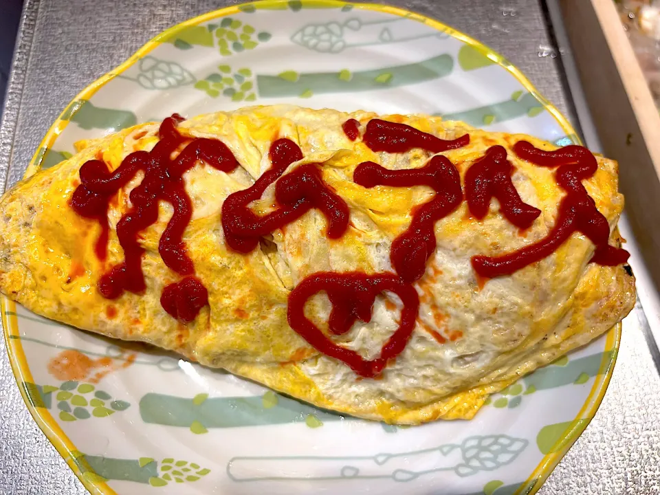 オムライスにオムライスと描いてみました😁|パオパオあつこさん