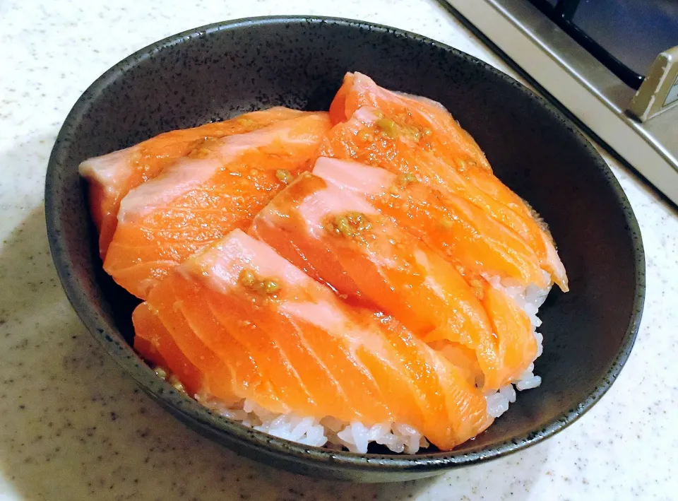 サーモンどーん♡|GGGさん