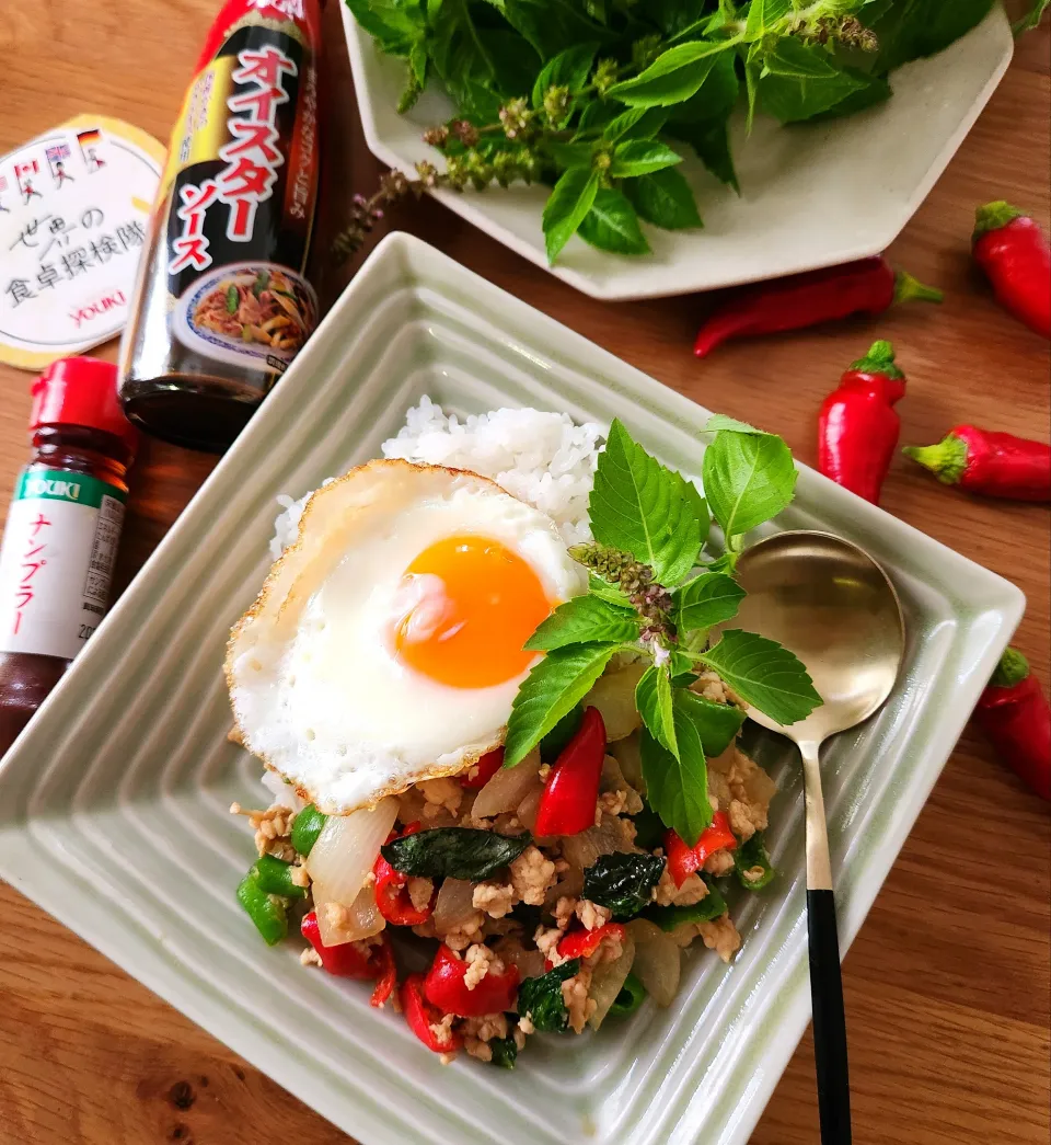 パパ氏の畑で採れた野菜でガパオライス|ナオミさん