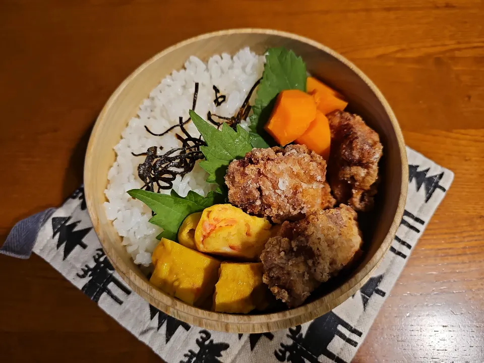 唐揚げ弁当|ゆかりんぐさん