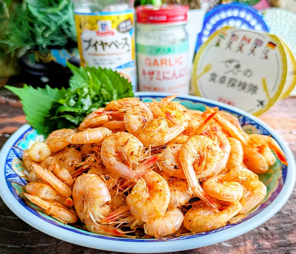 🌏『世界の食卓探検隊』
【小海老のおつまみ】|ayaさん