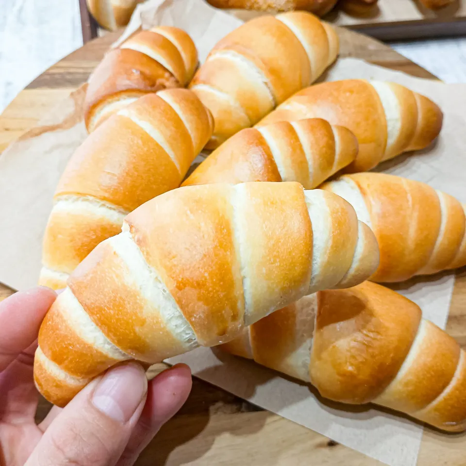 牛乳湯種のバターロール|Kutanmam.さん