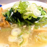 【完全キャッシュレス対応】
【ラーメンWalkerグランプリ 
東京2024 銀賞】
【TRYラーメン大賞2024-2025 名店部門 MIX第3位】 
【食べログ ラーメン TOKYO 百名店 2023~2024 選出店】 
桜上水 船越 
塩中華そば 麺半分
 (茹で前100g、1,100円) 
＋青菜 (麺半分でサービス無料)
＠桜上水4分
25257
〈醤120塩41噌󠄀20タ9昆9出13F13
冷26混3つ1焼1ポ1〉