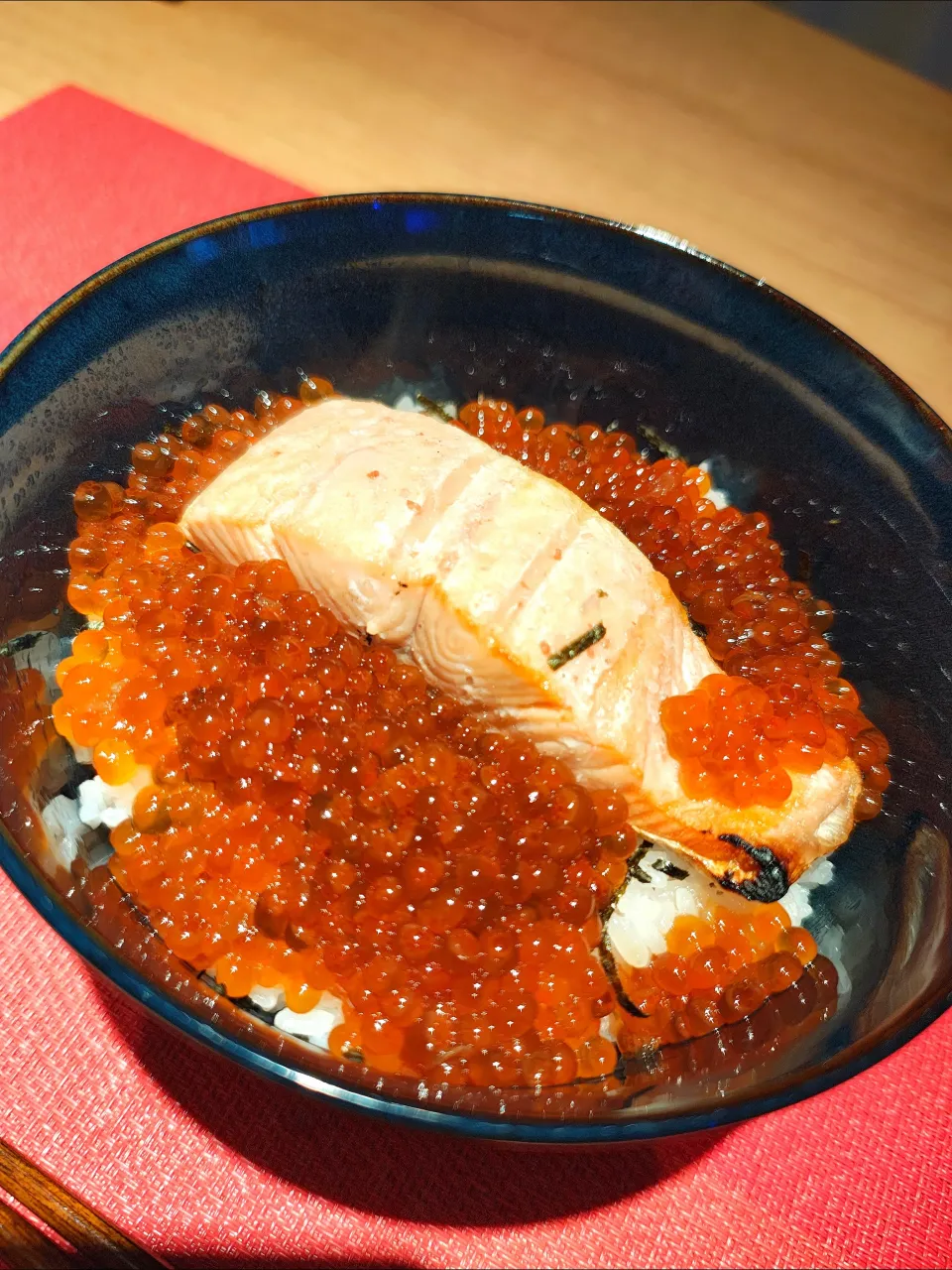 鮭イクラごはん|としさん