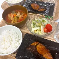 ぶりの照り焼き🐟|dannagayasetaさん