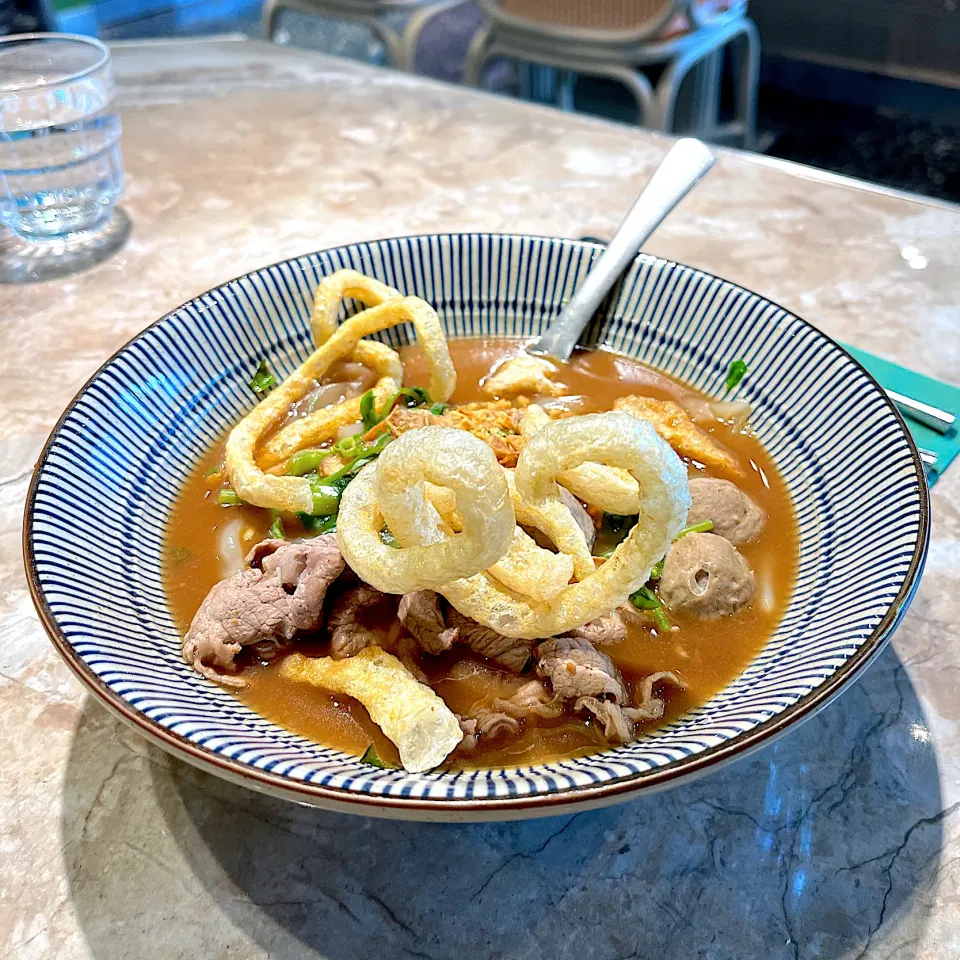 Thai style beef boat noodles|skyblueさん