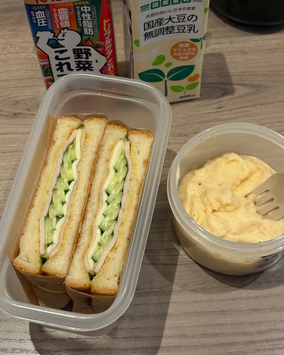 真心いきいきハムチーズきゅうりサンドと明太ポテサラ|まる(丸大豆)さん