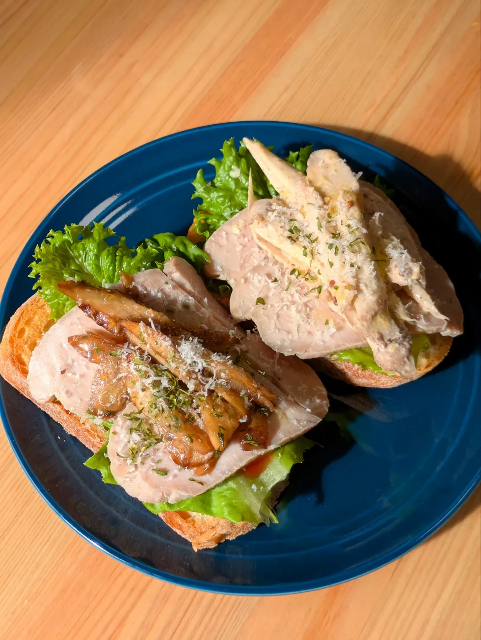 ごぼうとローストポークのオープンサンド|ぱおのご飯さん