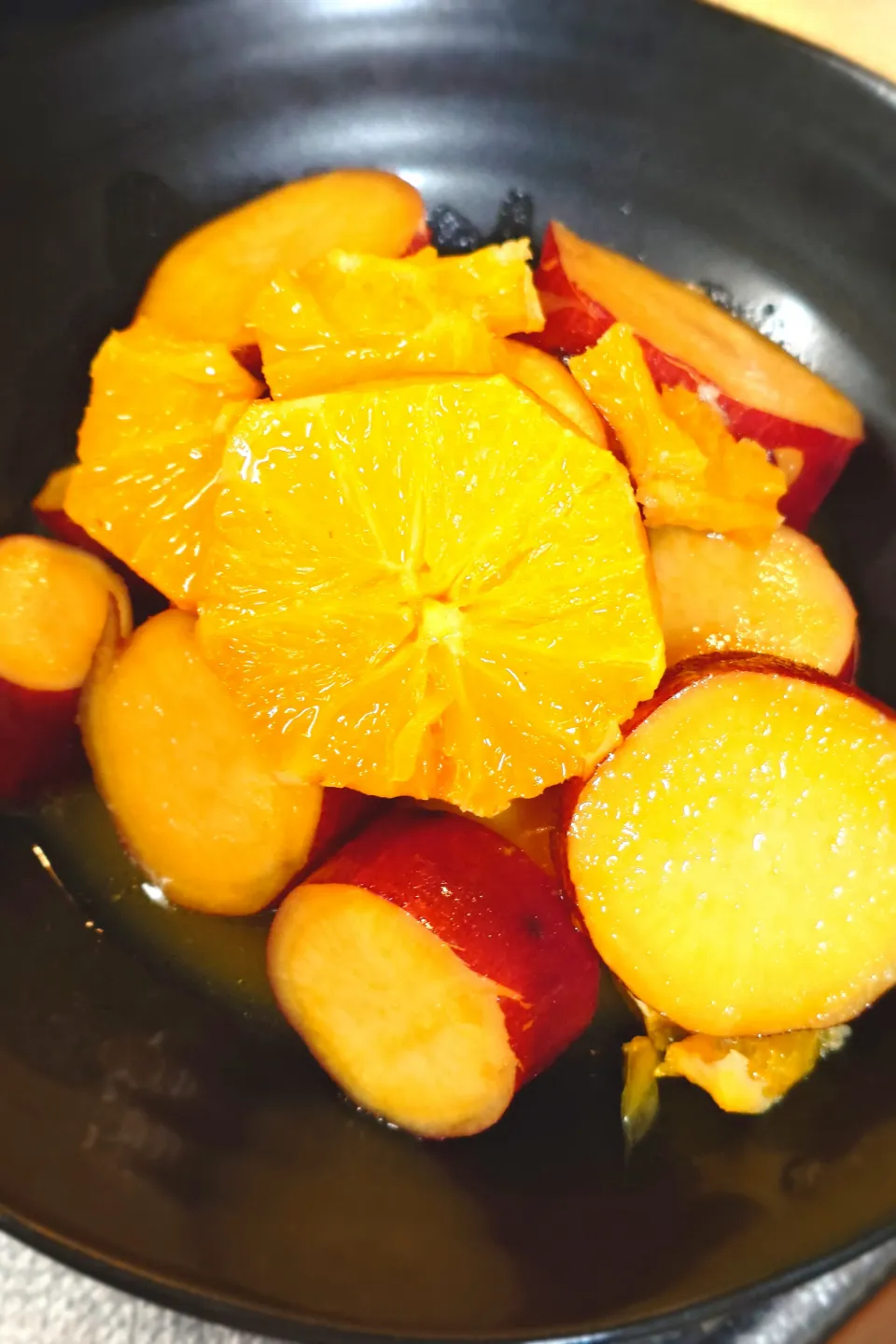 さつまいものオレンジ煮|mootsさん