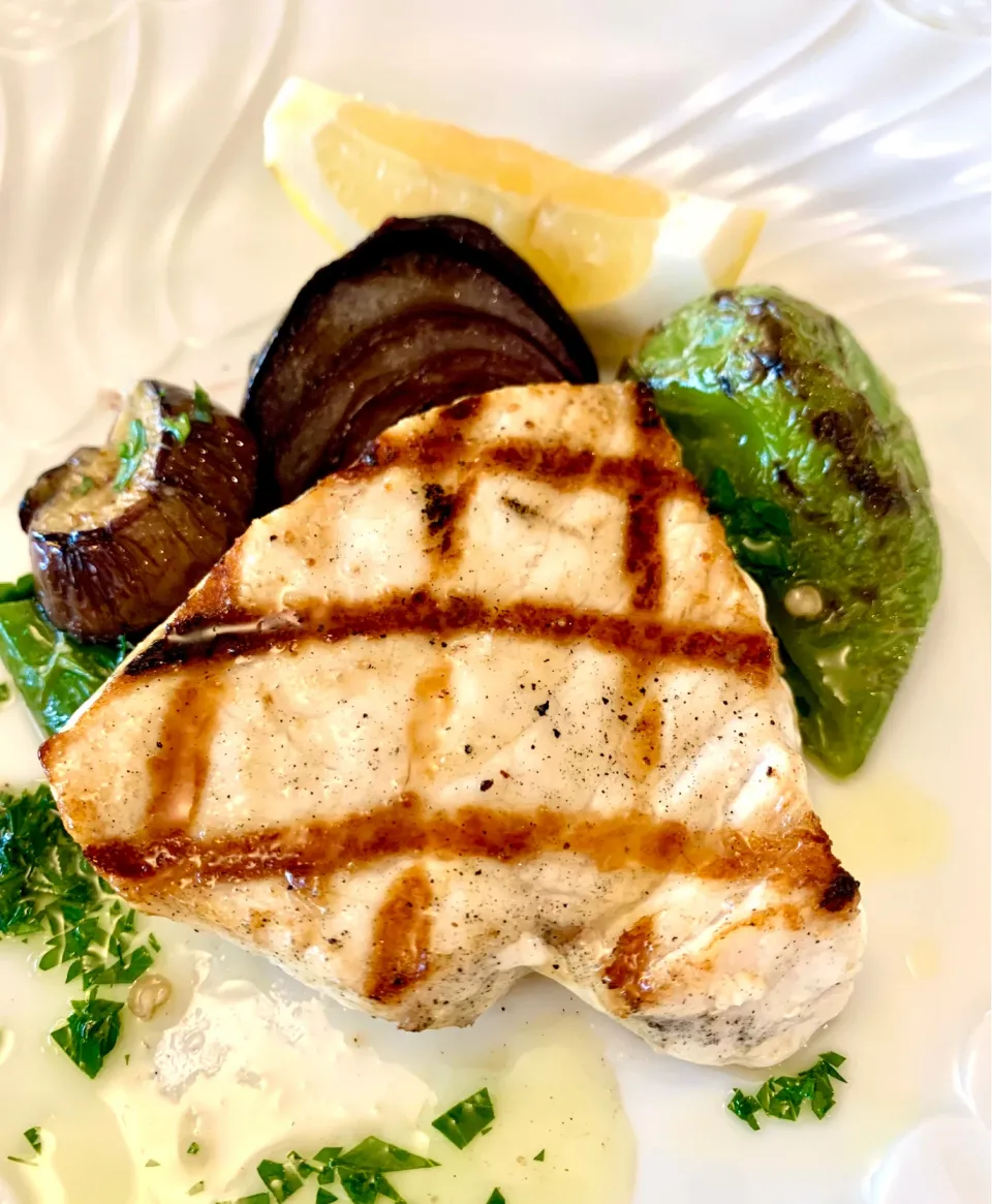 Grilled Swordfish Steak|gonbenさん