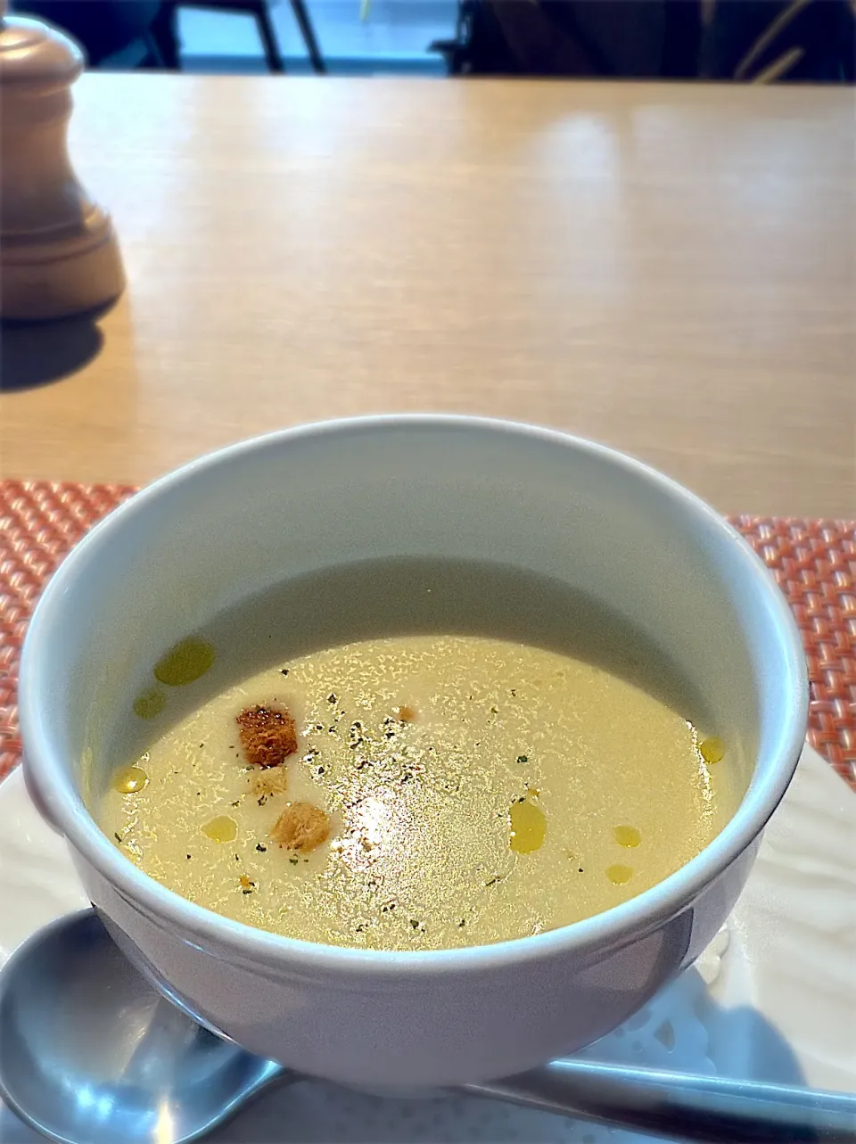 Anchor Ryogoku Riverside相撲観戦の前のランチ③|Nobuko  Kawanishiさん