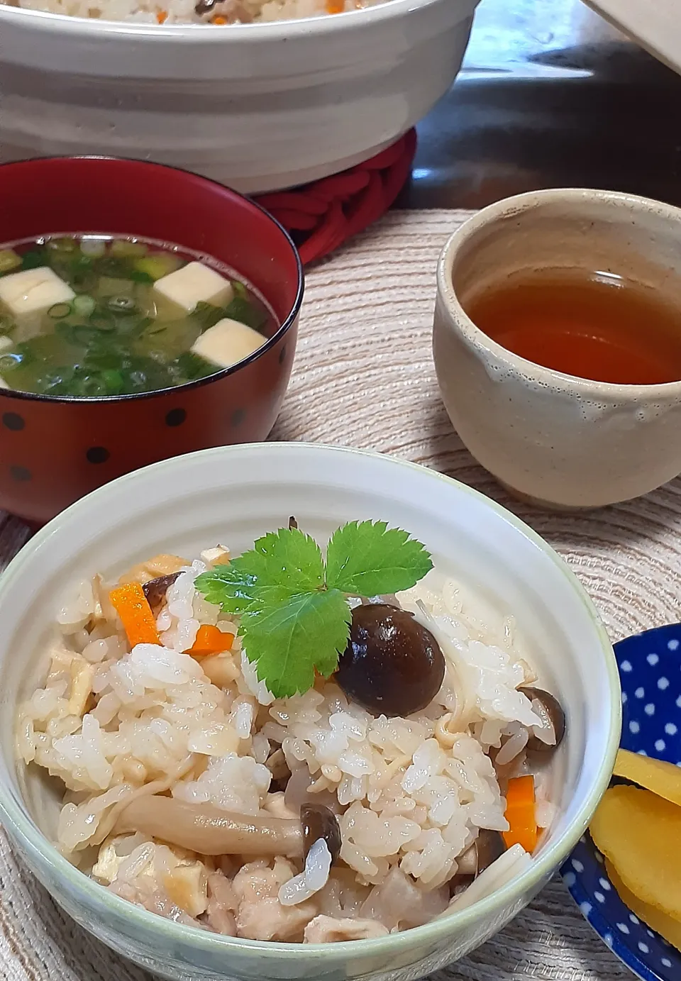 きのこ炊き込みごはん🎶|びせんさん