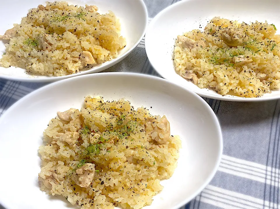 鶏もも肉バターライス|eiyadeさん