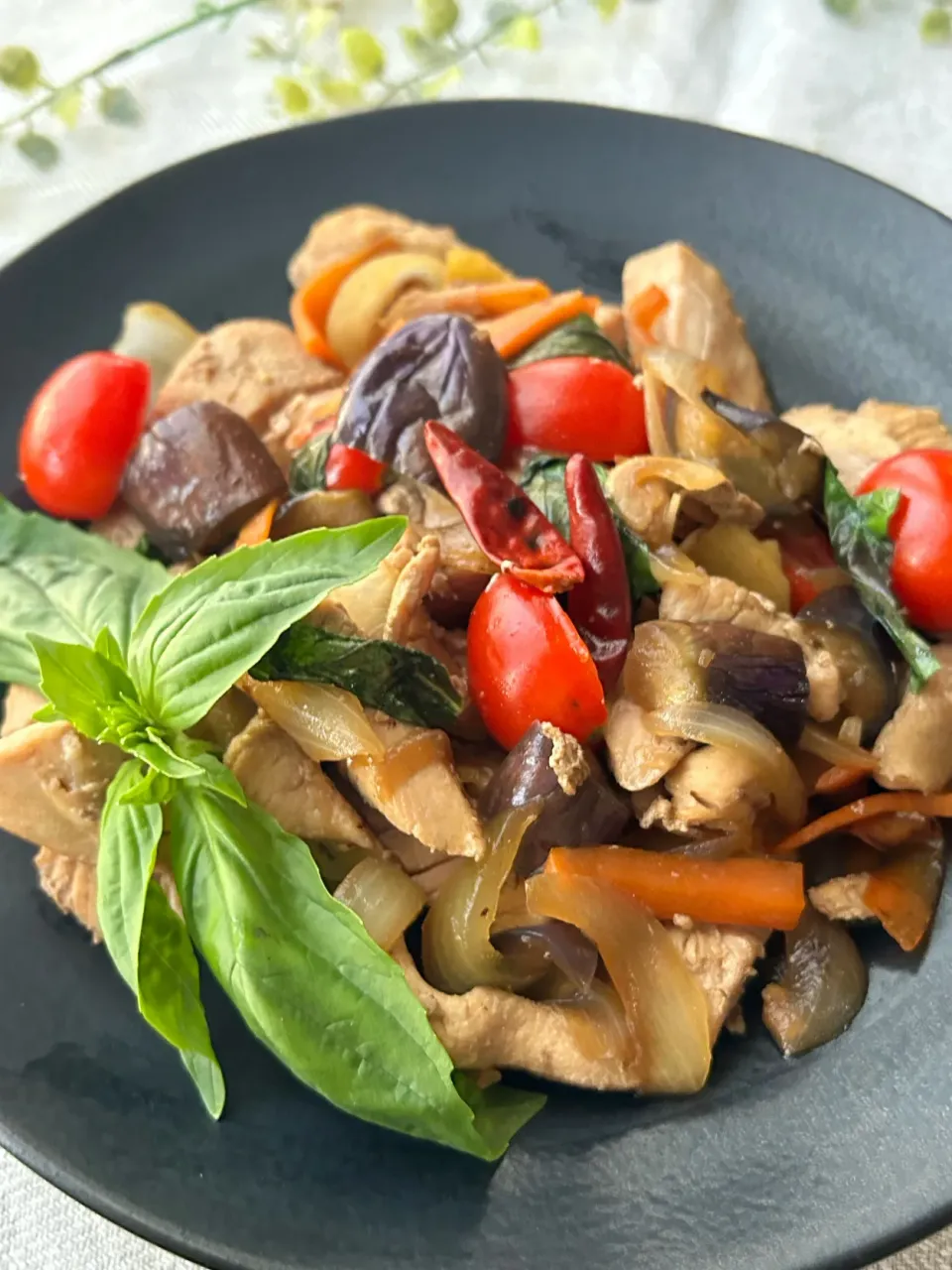 三杯鶏(サンベイジー)|まなまな♡さん