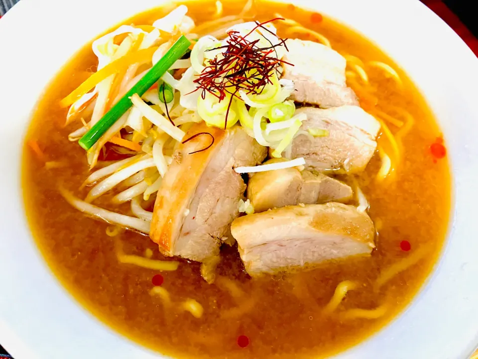 ✩.*˚味噌ラーメン|ゆきえもんさん