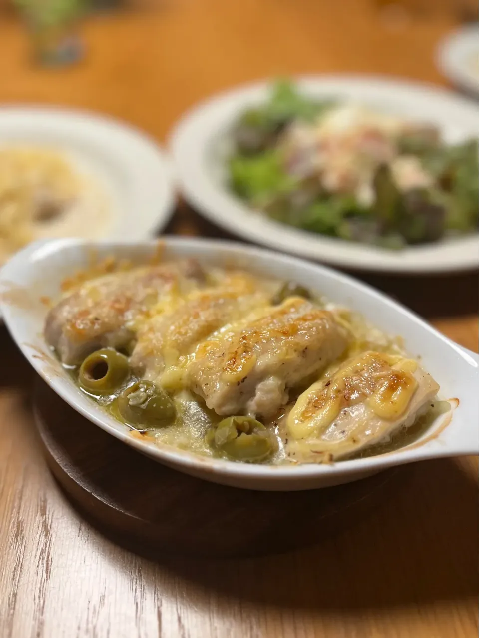 9/28の夕食　鶏と玉ねぎのチーズ焼き|yoneさん