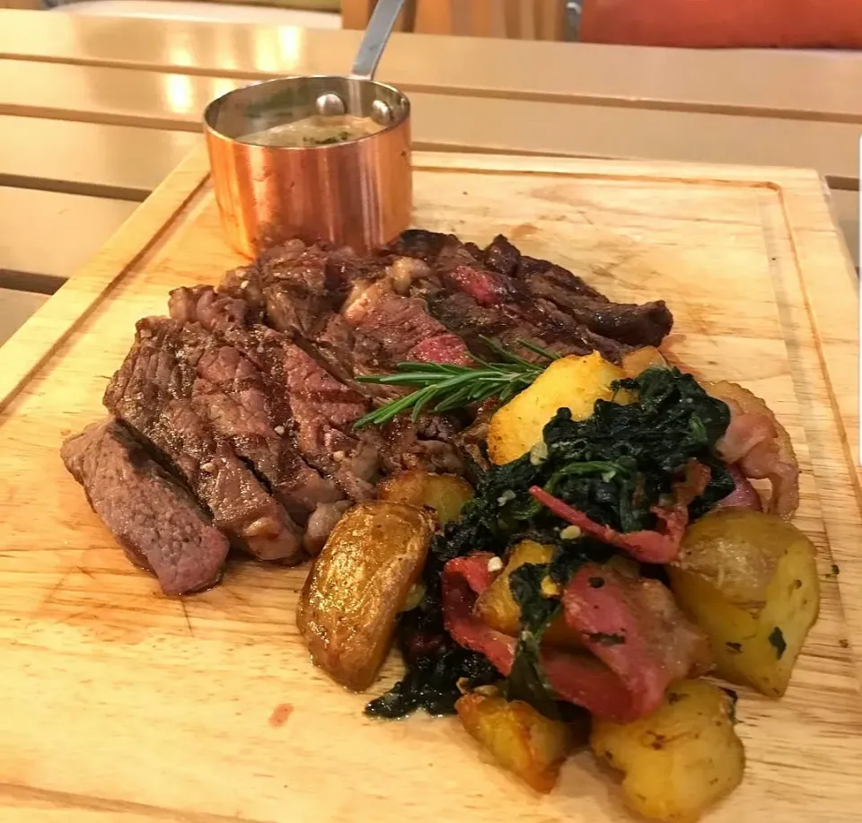 Dinnertime w/ New Zealand Grass-fed Ribeye Steak 🥩 It's full of Flavorfulness & Tenderness! 🤤|An'leeさん