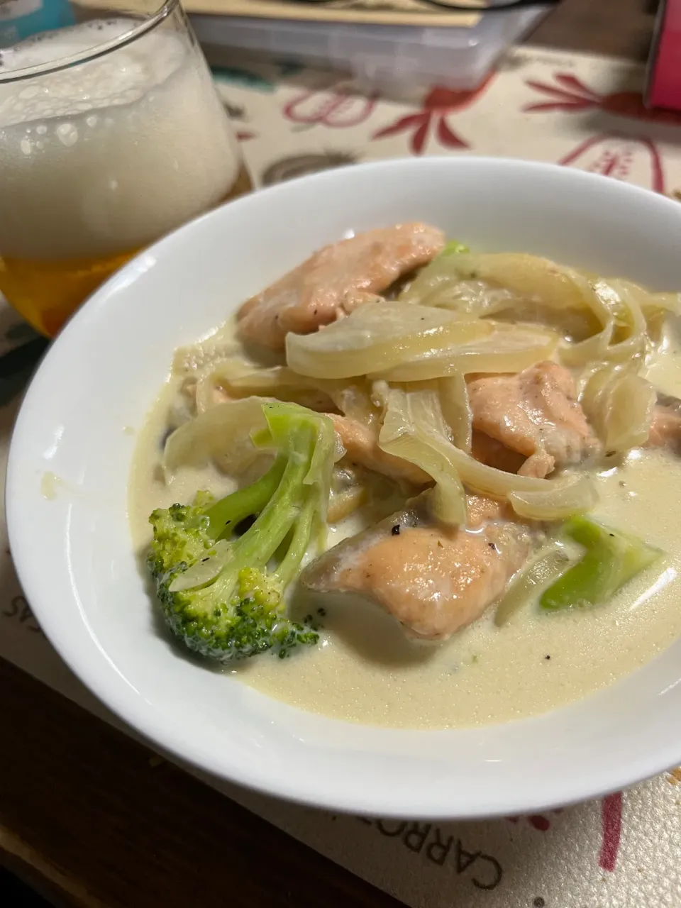 サーモンとブロッコリーのクリーム煮|ぜんととさん