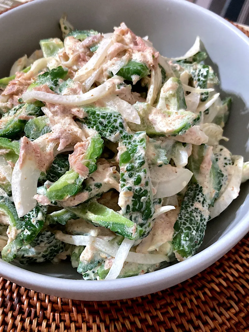 夏の終わりのゴーヤサラダ🥗|ジュンコ バイヤーさん