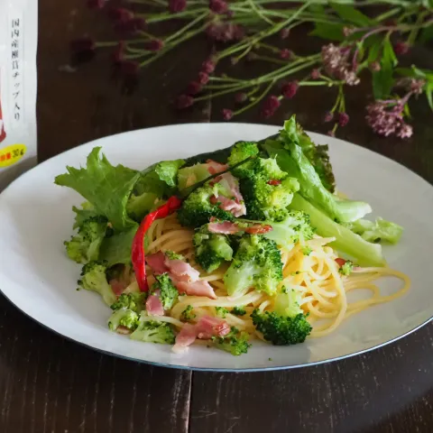 「しいたけ茶袋入　 スタンドパック入 30ｇ入」を使ってみたSnapdishの料理・レシピ写真:しいたけ茶　ブロッコリーとレタスのパスタ