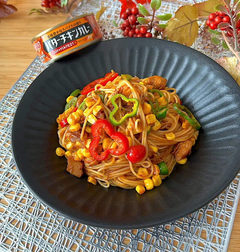 バターチキンカレー缶deナポリタン|akkiyさん