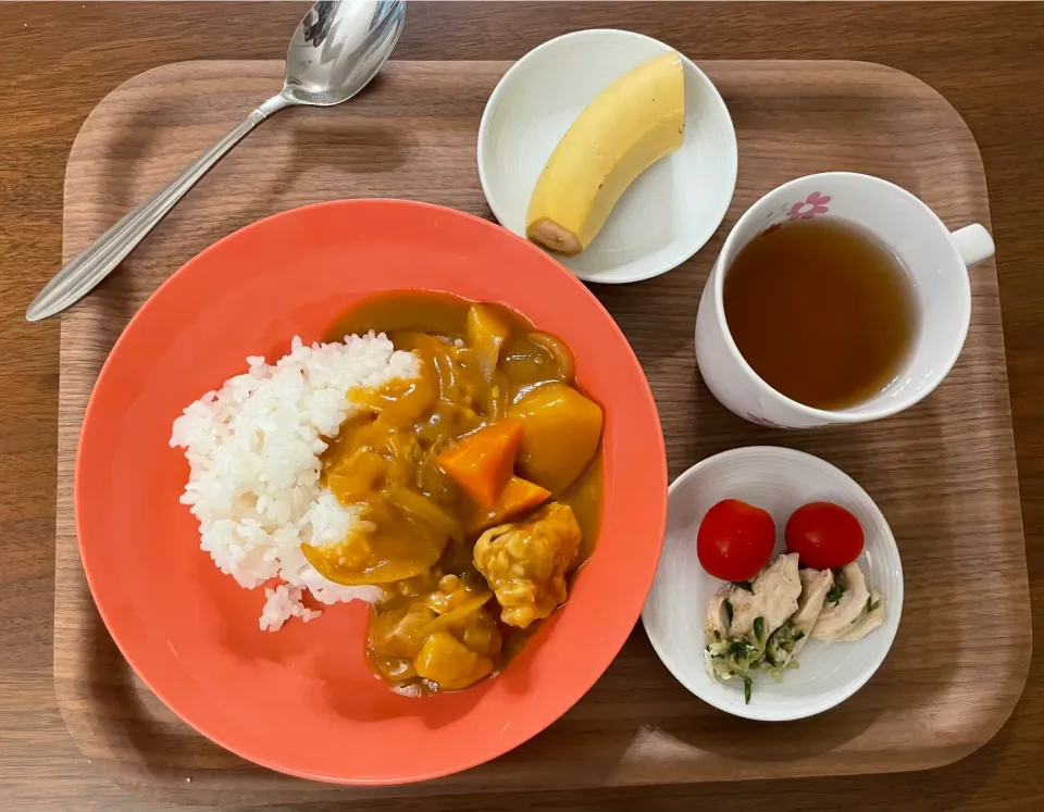 カレーライスのお夕飯for kids🌛|みーぬさん