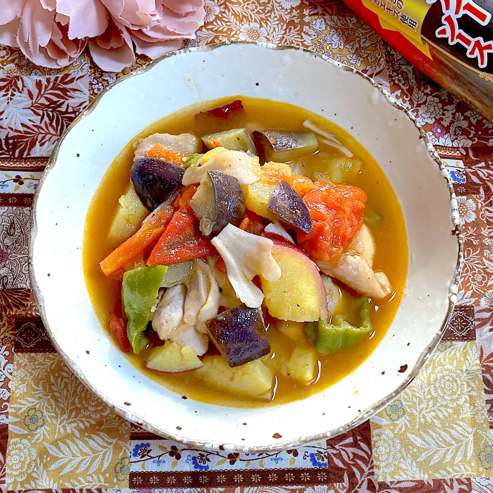 鶏肉と秋野菜のトマト煮🍁|ringonamaさん
