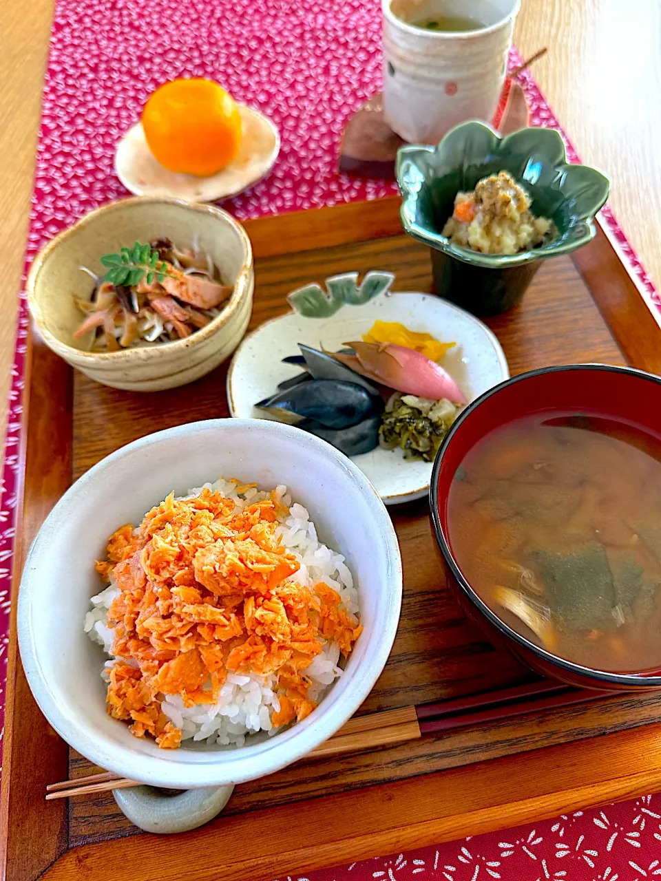 手づくり鮭フレークで朝ごはん🍚🥢|サミカさん