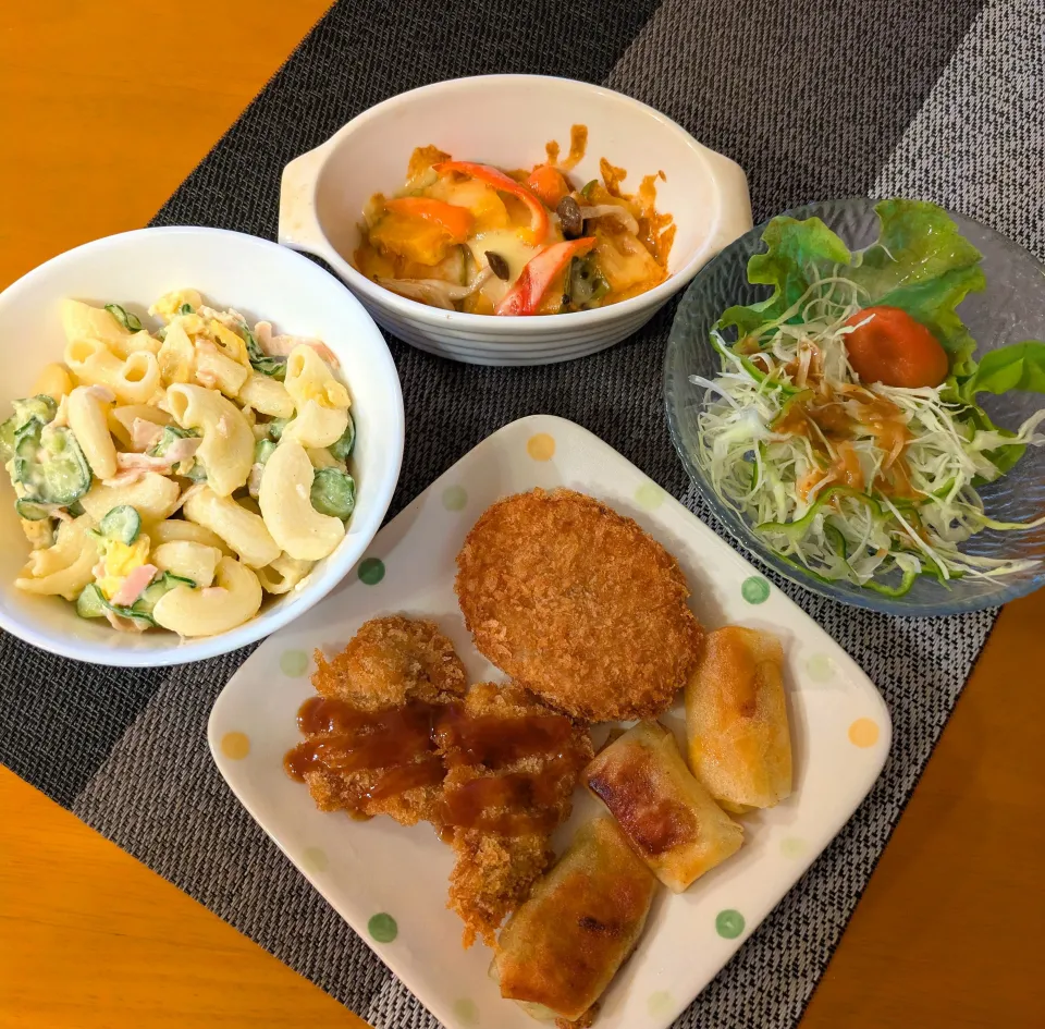 ☆揚げ物３種　☆マカロニサラダ　☆かぼちゃチーズ焼き　☆生野菜|chikakoさん