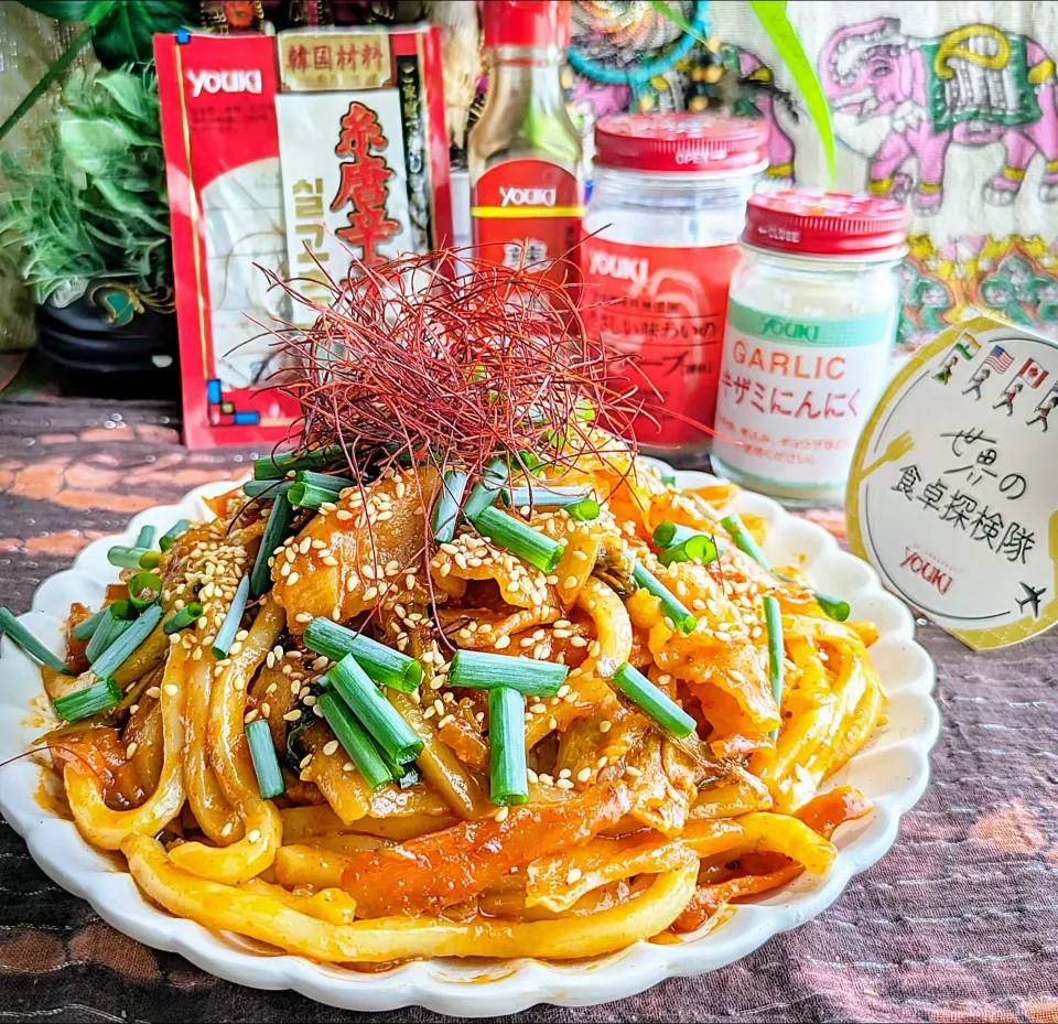 🌏『世界の食卓探検隊』🇰🇷韓国料理
【🇰🇷韓国風焼きうどん】|ayaさん