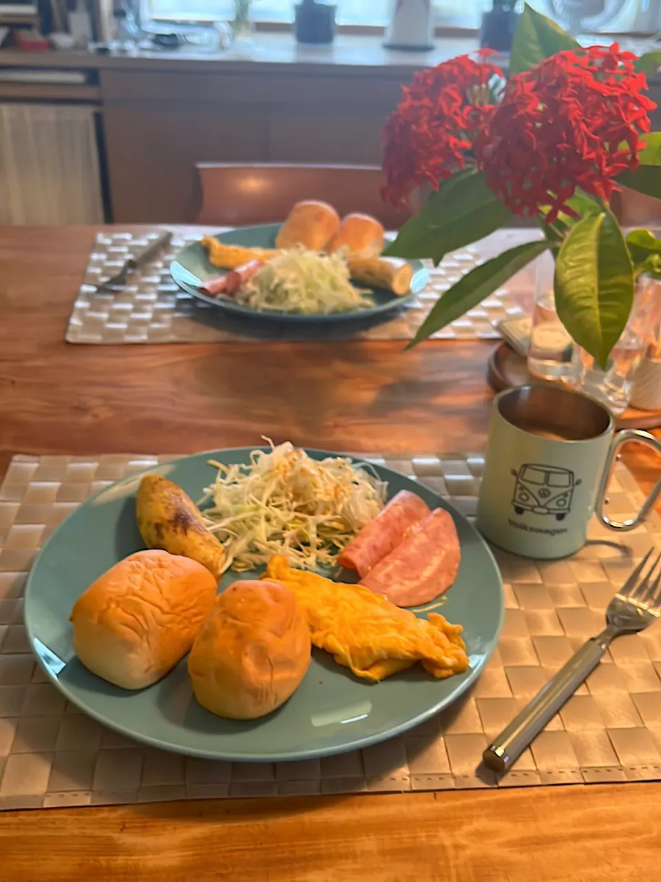 ローゼルさんちの朝ごはん　2025・10・1|ローゼルさん